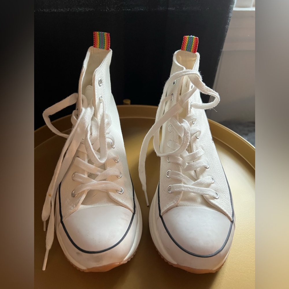Maddon Girl - Hightop - Winnona